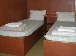 traveller-friendship-hostel-hong-kong-twin-room Traveller Friendship Hostel Twin Room